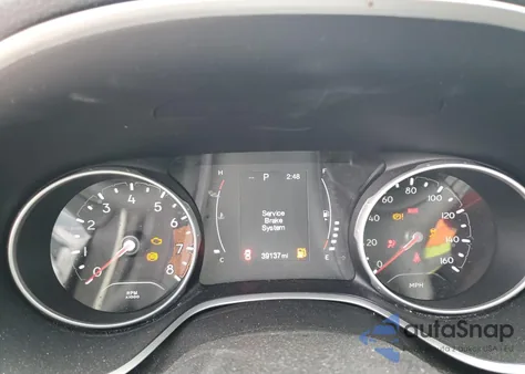 2021 Jeep Compass Latitude z USA, uszkodzony, nr VIN 3C4NJDBB8MT547843